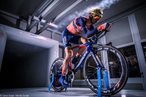 Vincenzo Nibali w tunelu aerodynamicznym - video