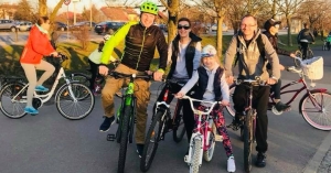 Filip Chajzer rozdaje kaski z Meridą