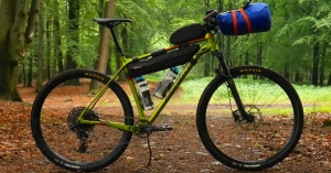 Bushcraftowy gotowy na Wisłę 1200 - zobacz sprzęt na ultramaraton [video]
