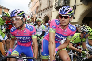 Giro: Pozzato 8. w wymagającym etapie przed Alpami