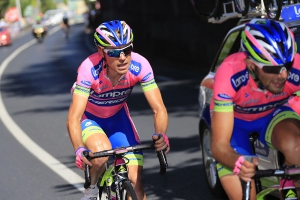 6. etap TdF: 9. Ferrari, awans Niemca, pech Cunego