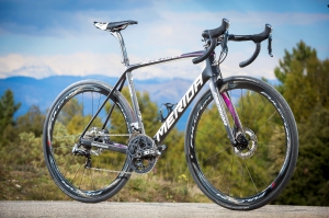 Scultura Disc przekonała "Cycling Weekly"